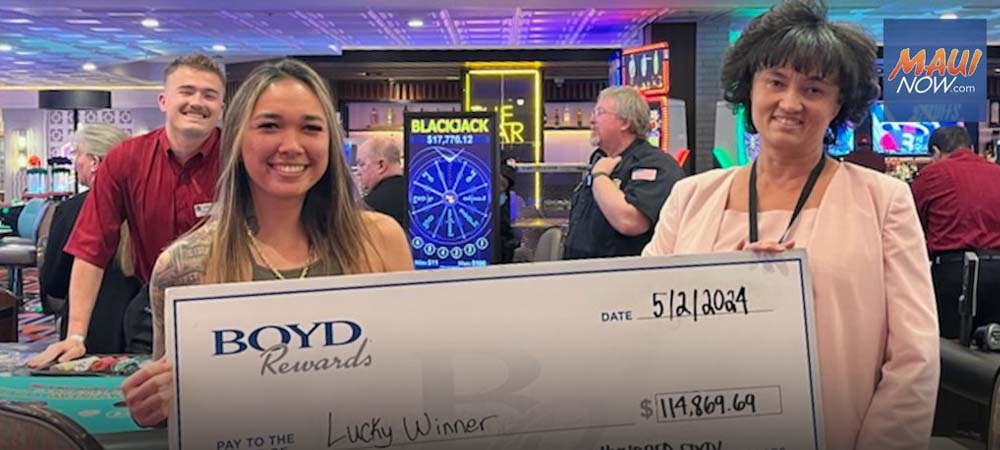 Woman Wins $114,000 Progressive Blackjack Jackpot