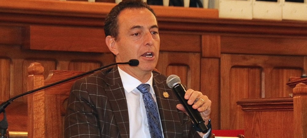 2 Chambers, 2 Votes, 1 Long Virginia Blackjack Road Ahead